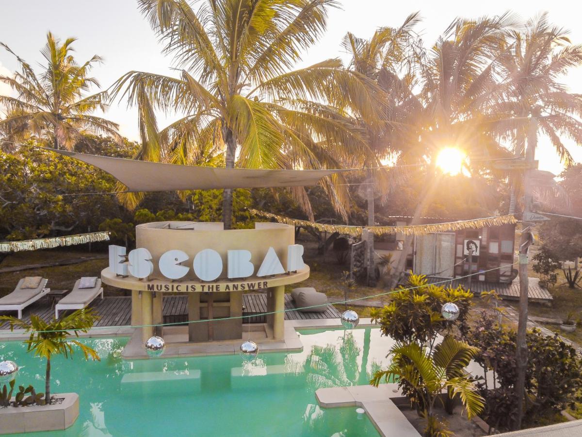 Mozambeat Motel Tofo Экстерьер фото