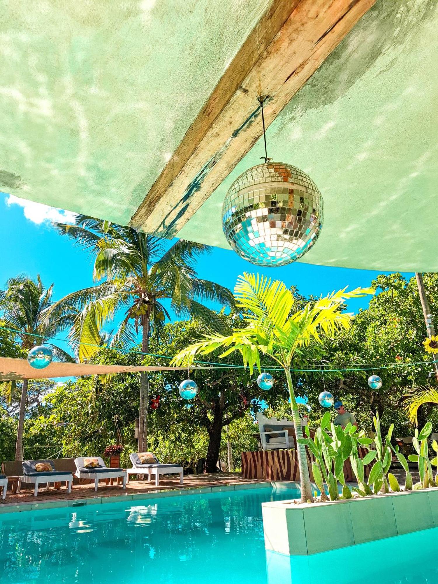 Mozambeat Motel Tofo Экстерьер фото