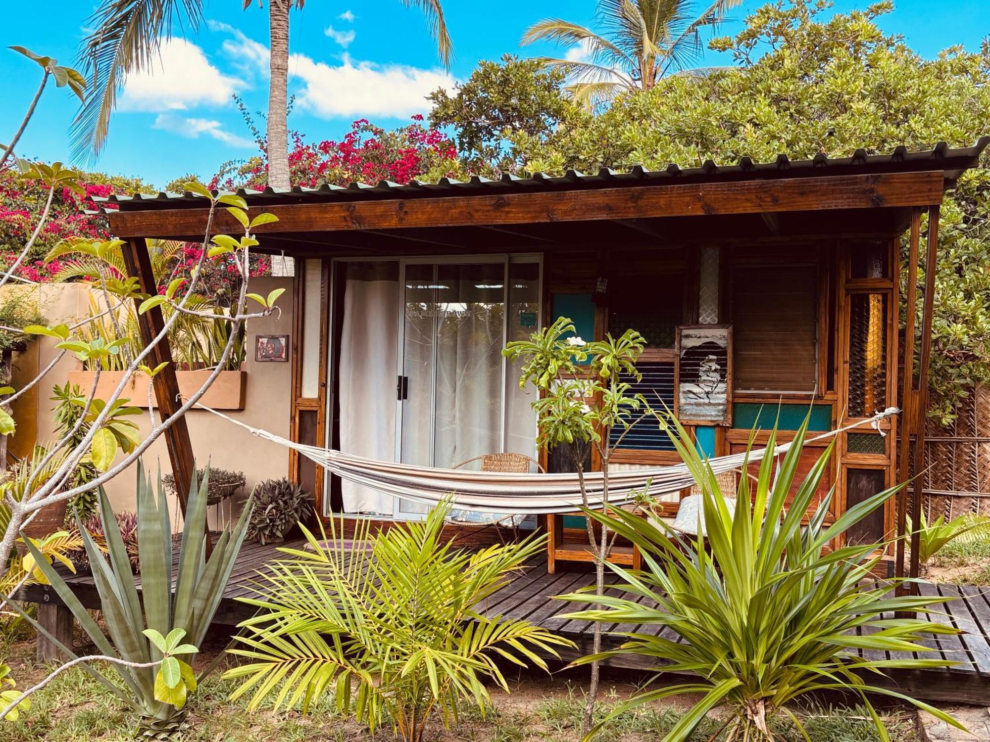 Mozambeat Motel Tofo Экстерьер фото